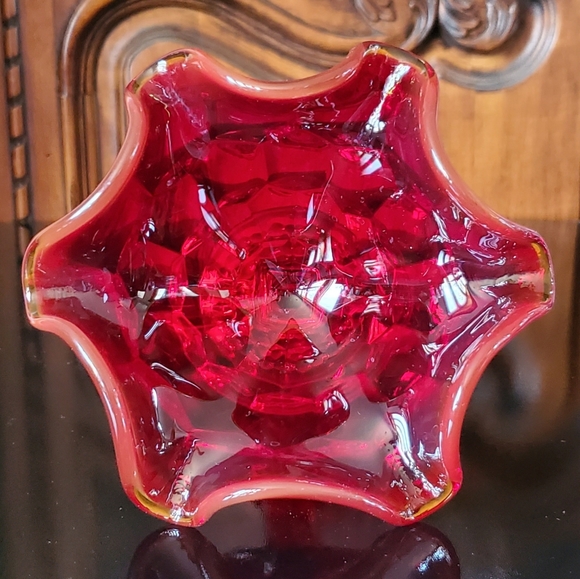 Vntg Art Glass Amberina Honeycomb 6 1/4" Compote by Viking - Picture 5 of 7